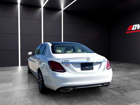 Used 2017 Mercedes-Benz C 300 4MATIC Sedan image 5