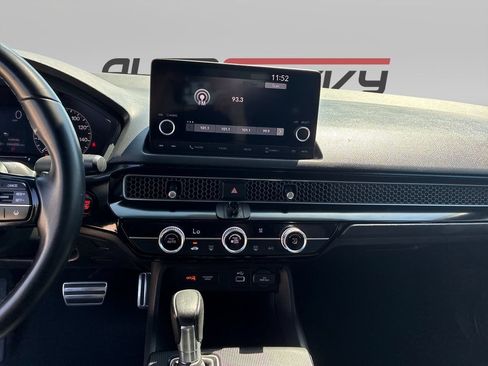 Used 2022 Honda Civic Sport image 13