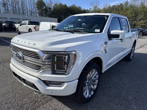 Used 2022 Ford F150 Limited image 3
