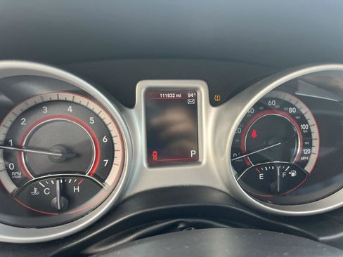 Used 2016 Dodge Journey SE w/ Flexible Seating Group FWD image 11