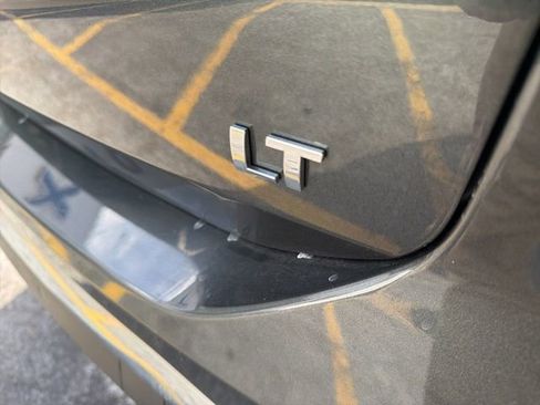 Used 2018 Chevrolet Equinox LT image 28