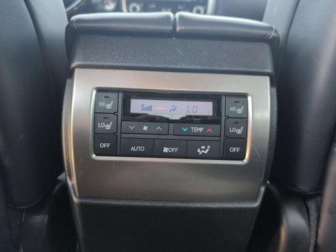 Used 2023 Lexus GX 460 Luxury w/ Sport Design Package AWD/4WD image 27