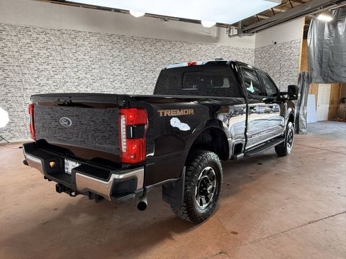 Used 2023 Ford F350 Lariat w/ Tremor Off-Road Package image 7