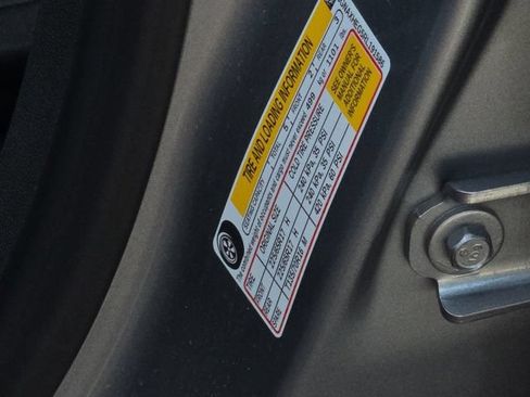 Used 2024 Chevrolet Equinox LS FWD image 10