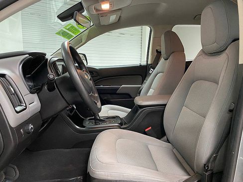 Used 2020 Chevrolet Colorado W/T w/ WT Convenience Package image 11