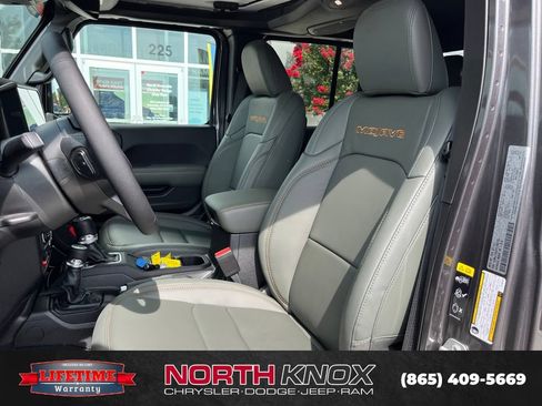 New 2026 Jeep Gladiator Mojave AWD/4WD image 4