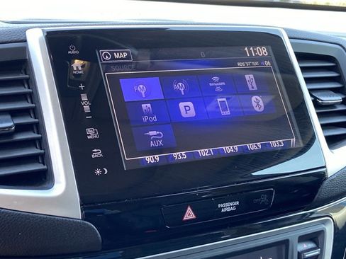 Used 2018 Honda Ridgeline RTL-E image 38