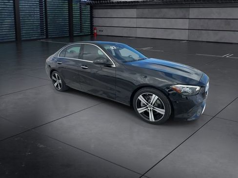 Used 2023 Mercedes-Benz C 300 Sedan image 2