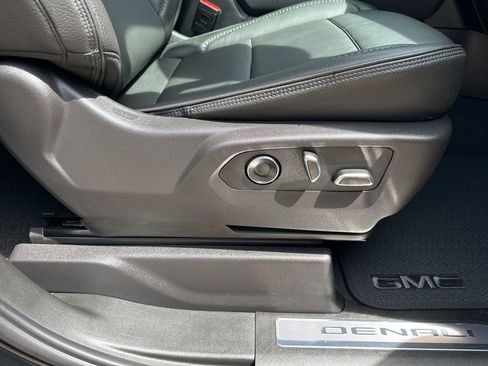 Certified 2024 GMC Sierra 1500 Denali w/ Denali Reserve Package AWD/4WD image 27