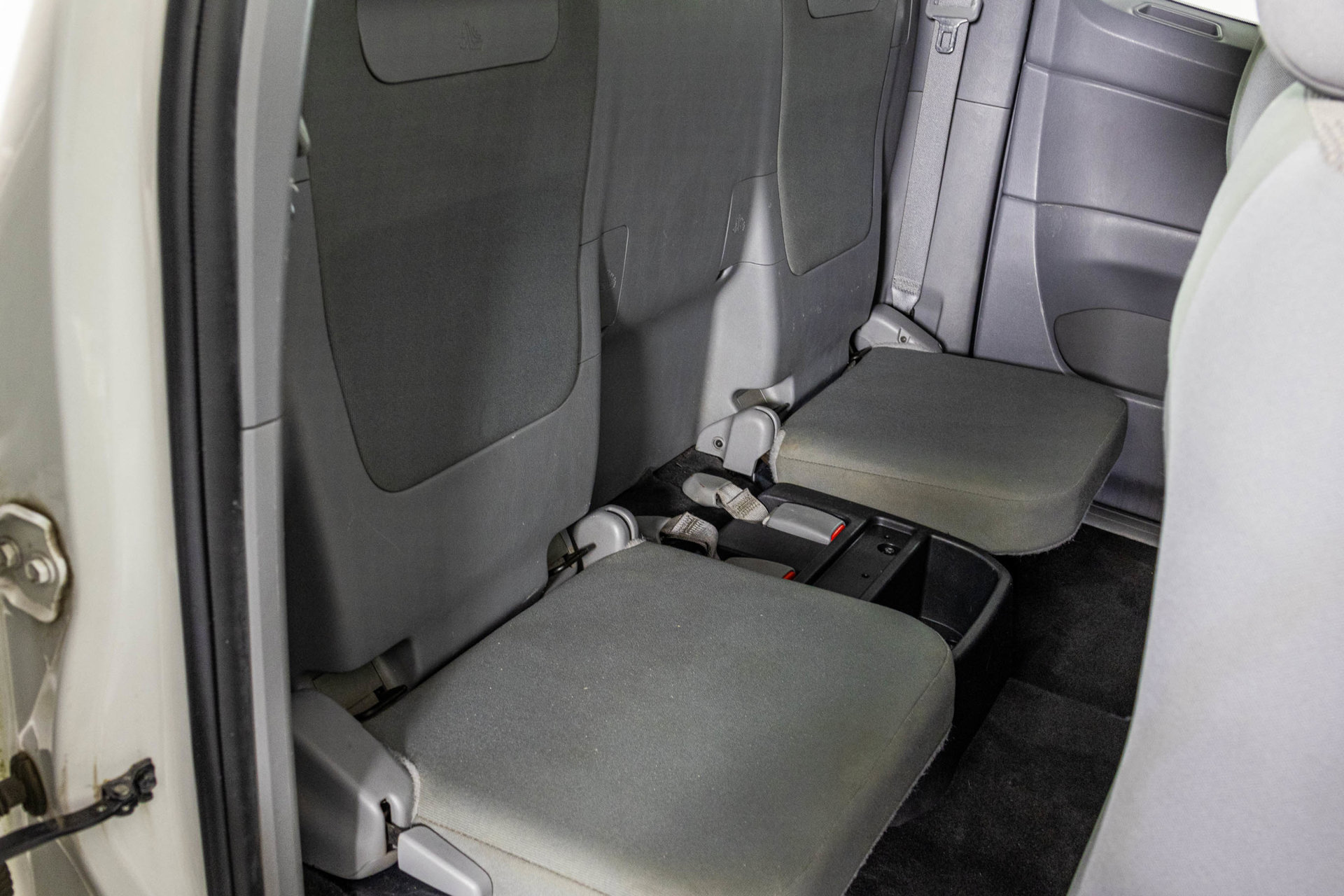 Used 2015 Toyota Tacoma 2WD Access Cab image 33