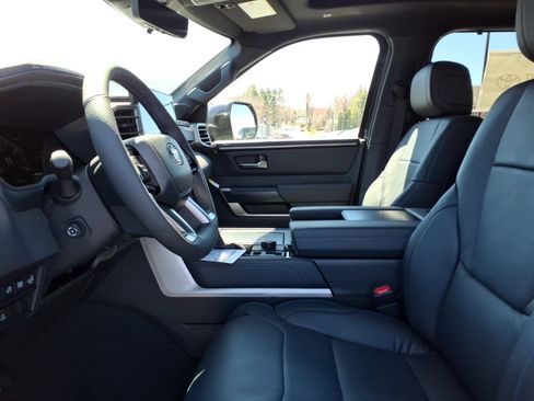 New 2026 Toyota Tundra Platinum AWD/4WD image 6
