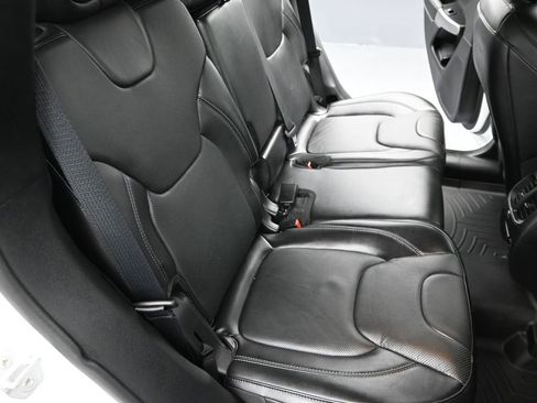 Used 2020 Jeep Cherokee High Altitude image 34