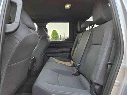 Certified 2026 Toyota Tacoma SR5 AWD/4WD image 15