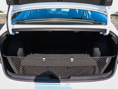 New 2026 Hyundai Elantra Limited image 25