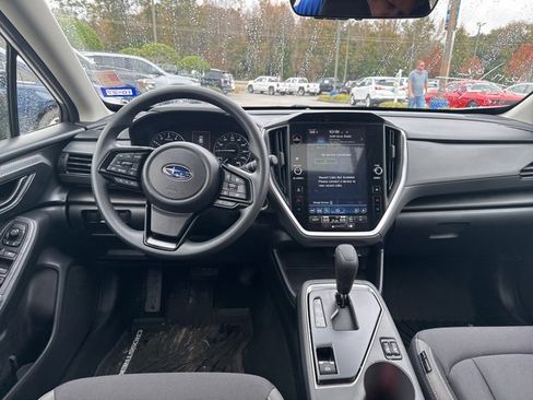 Used 2025 Subaru Crosstrek 2.0i Premium image 11