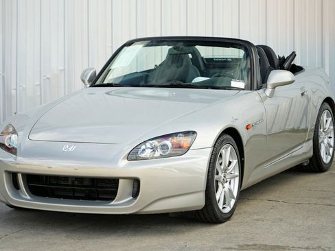 Used 2004 Honda S2000 image 34