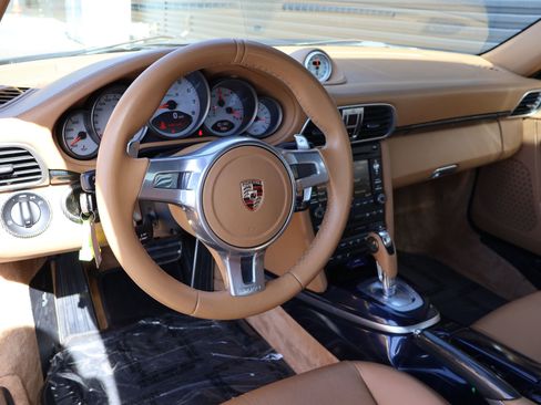 Used 2011 Porsche 911 Turbo S image 4