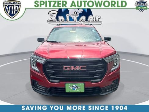 Certified 2023 GMC Terrain SLE w/ Driver Convenience Package AWD/4WD image 3