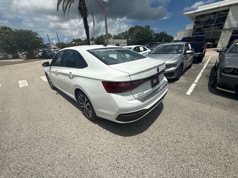 Used 2026 Volkswagen Jetta Sport FWD image 19