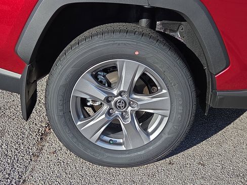 New 2025 Toyota RAV4 XLE image 7