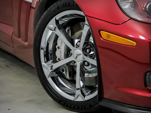 Used 2011 Chevrolet Corvette Grand Sport w/ Preferred Equipment Group image 4