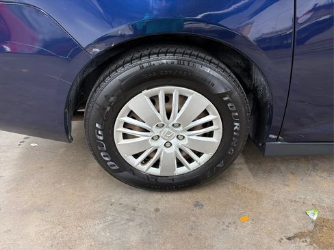 Used 2015 Honda Odyssey LX image 41