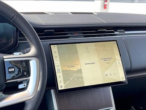 New 2026 Land Rover Range Rover SE image 6