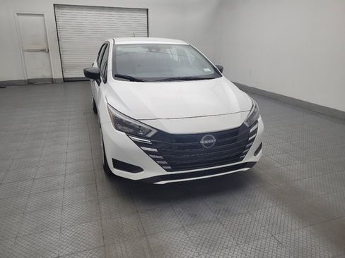 Used 2025 Nissan Versa S w/ Trunk Package FWD image 14
