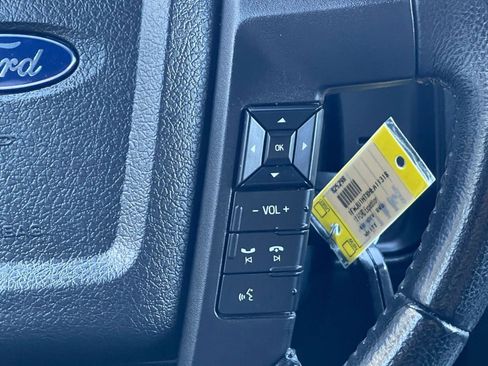 Used 2017 Ford Expedition XLT w/ Equipment Group 202A image 29