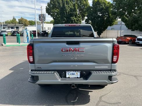Used 2025 GMC Sierra 1500 Elevation AWD/4WD image 5