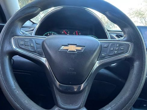 Used 2020 Chevrolet Malibu LT FWD image 20