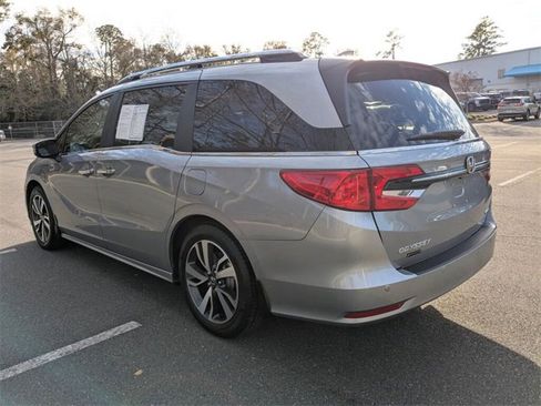 Certified 2024 Honda Odyssey Touring image 9
