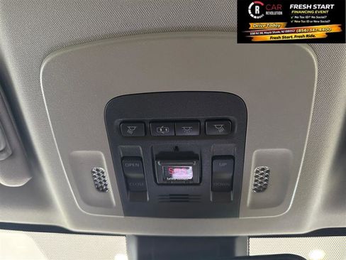 Used 2019 Toyota Camry SE w/ Convenience Package FWD image 15