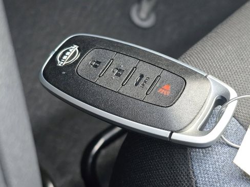 New 2025 Nissan Versa SV image 19