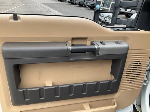 Used 2016 Ford F250 Lariat w/ Chrome Package image 7