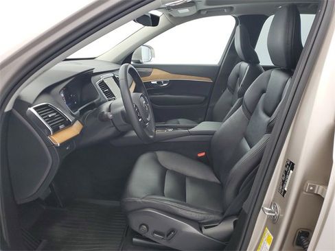Used 2023 Volvo XC90 B6 Plus w/ Protection Package Premier image 19