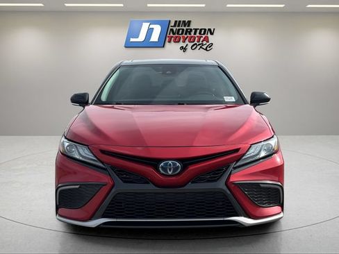 Used 2022 Toyota Camry XSE w/ Cold Weather Package FWD image 2