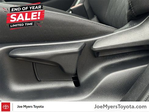 Used 2025 Toyota Corolla LE image 23