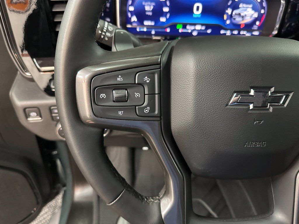 Used 2025 Chevrolet Silverado 1500 ZR2 w/ Technology Package AWD/4WD image 16