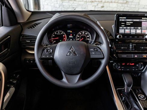 New 2025 Mitsubishi Eclipse Cross LE image 21