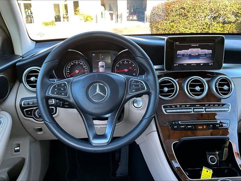 Used 2018 Mercedes-Benz GLC 300 image 5