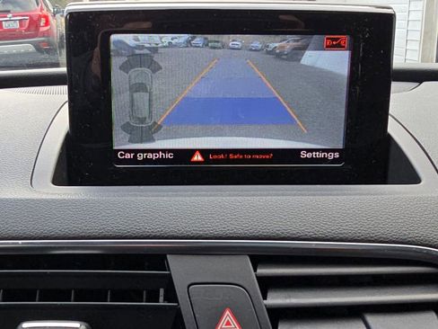 Used 2018 Audi Q3 2.0T Premium image 59