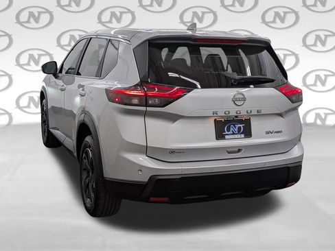 Used 2024 Nissan Rogue SV AWD/4WD image 27