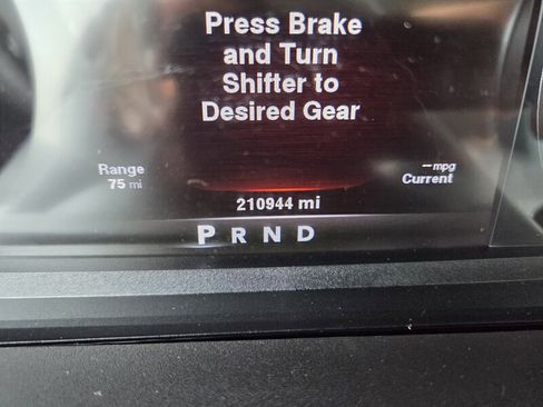 Used 2013 RAM 1500 Big Horn image 19