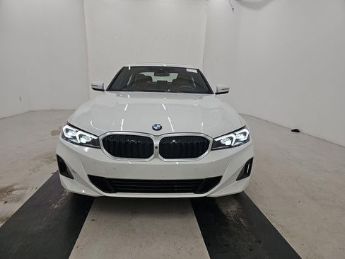 Used 2025 BMW 330i Sedan image 2