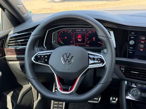 Used 2024 Volkswagen Jetta GLI Autobahn FWD image 21