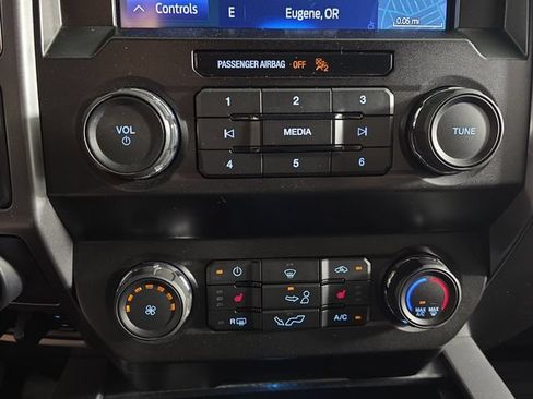 Used 2020 Ford F150 XLT w/ Equipment Group 302A Luxury AWD/4WD image 23