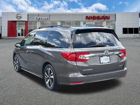Used 2018 Honda Odyssey Elite image 5