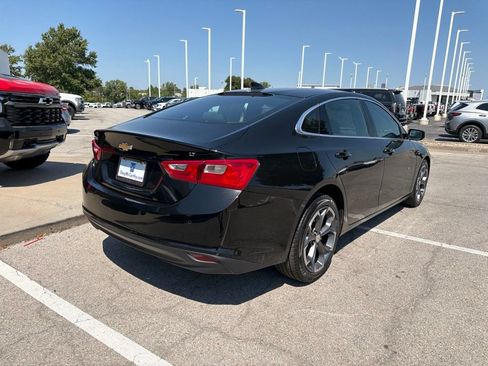 Used 2024 Chevrolet Malibu LT FWD image 3