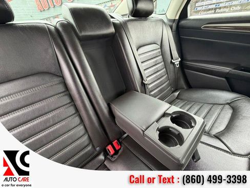 Used 2013 Ford Fusion SE FWD image 11